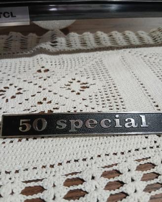 logo vespa 50 special 