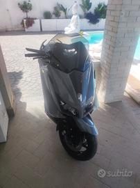 Yamaha t max 530