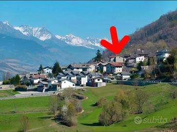 Graziosa mansarda vista montagne WiFi/posto auto