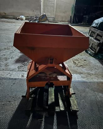 Spandiconcime nardi