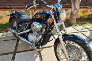 Honda Shadow originale con pochi km