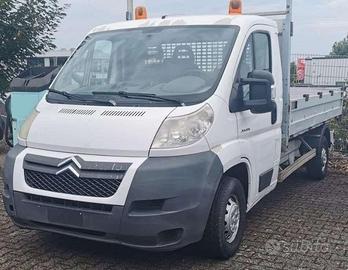 Ribaltabile trilaterale