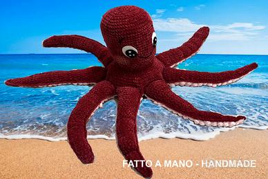 Amigurumi polipo di peluches fatto a mano Handmade