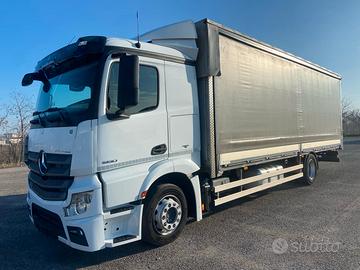 Mercedes Benz Actros 1830