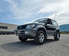 TOYOTA Land Cruiser - 1999