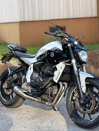 YAMAHA MT-07, 2016