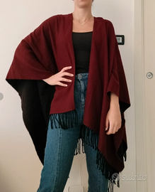 Mantella vintage bordeaux con frange nere