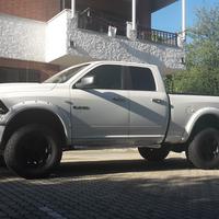 Dodge Ram 1500 5.7L V8 HEMI Quad Cab 4x4