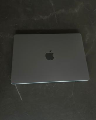 MacBook Pro 14" M1 Pro (2021) - 16GB RAM - 512 SSD