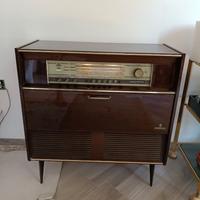 Radio stereo e giradischi,epoca,anni 50