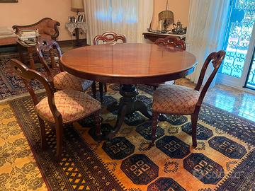 Tavolo da pranzo antiquariato con 6 sedie