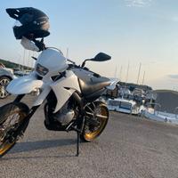 Yamaha XT125X