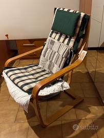 Poltroncina  in legno curvato