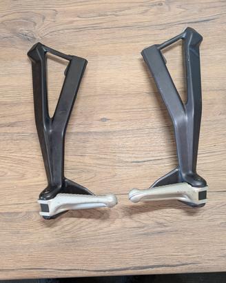 supporto pedana posteriore ducati 