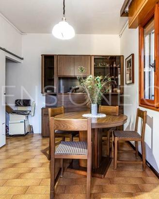Casa indipendente di 115 m² con 5 locali a Cavezzo