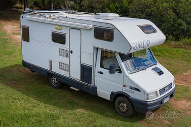 Camper mansardato Iveco Rimor