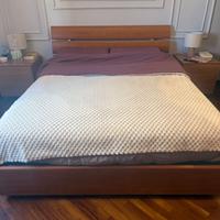 STRUTTURA LETTO + 2 COMODINI
