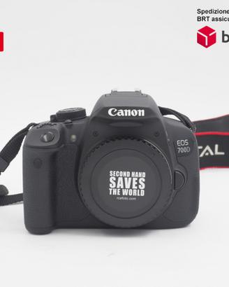 Canon EOS 700D