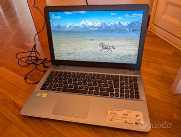 Portatile ASUS F541U i7 8GB RAM SSD 500GB