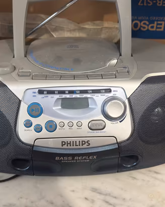 Stereo Philips con Lettore CD, Cassette e Radio FM
