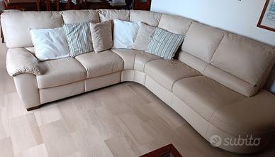 Divano angolare in pelle Natuzzi