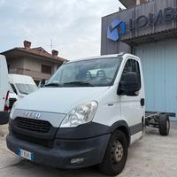 Iveco Daily 35S15/2.3/TEALIO/PATENTE B/2014