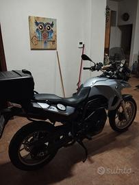 bmw f 650 gs twin (800cc)