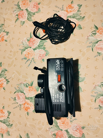 Compressore gonfia pneumatici portatile