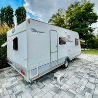 Roulotte caravelair antares luxe 546