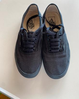 Vans nere