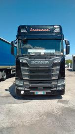 Scania r520 v8