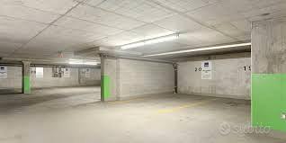 Posto auto coperto a Torre Maura