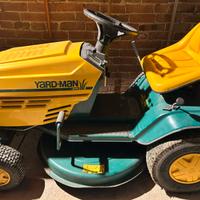 Trattorino tagliaerba