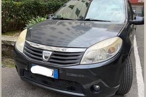 Dacia sandero 1400 + imp. gas di serie