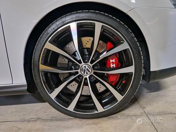 cerchi 19 mak Wolf golf gti 8x19 et 50 225/35r19