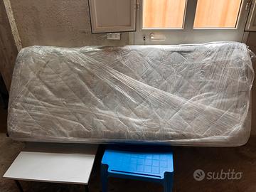 Materasso Singolo con Rivestimento Trapuntato