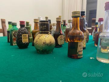 Bottiglie liquore mignon da collezione
