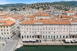 Elegante mansarda In via Rossini