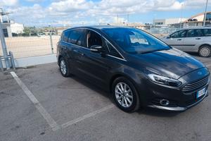 Ford s max