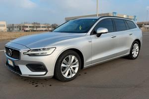 Volvo v60 197 cv