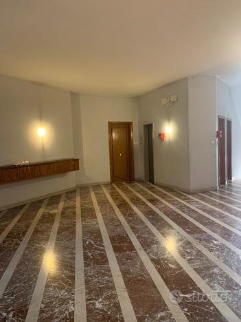 Appartamento con garage in via Colle del Pino