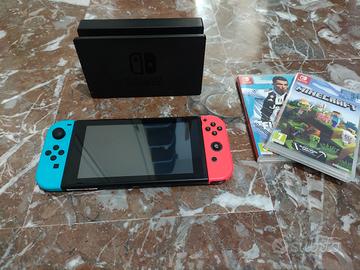 Nintendo Switch con Minecraft e Fifa 22