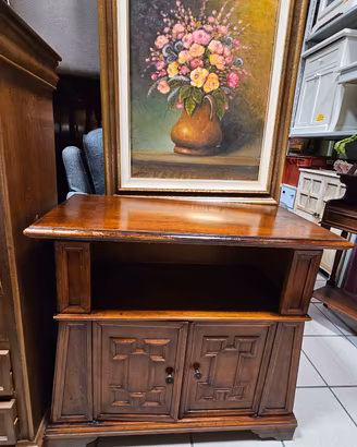 Mobiletto basso porta TV /credenzina

