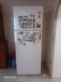 Frigorifero indesit bianco,.