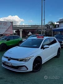 Volkswagen Golf 1.0 eTSI EVO DSG Life