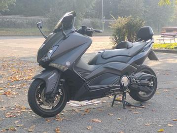 YAMAHA T Max 530