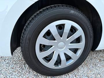 4 gomme seminuove Bridgestone estive + cerchi Audi