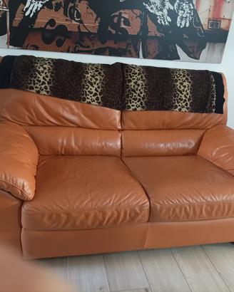 DIVANO 2 POSTI VERA PELLE POLTRONE SOFA'