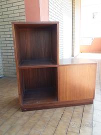 Mobile  con seduta e portaoggetti