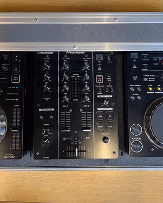 Console DJ Pioneer: 2 CDJ 350+DJM 350+Flight Case